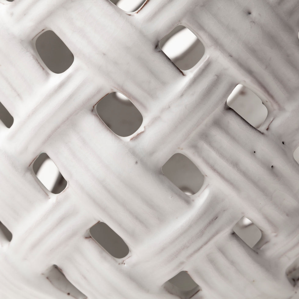 Mercana - Forillon Vase in White, Ceramic