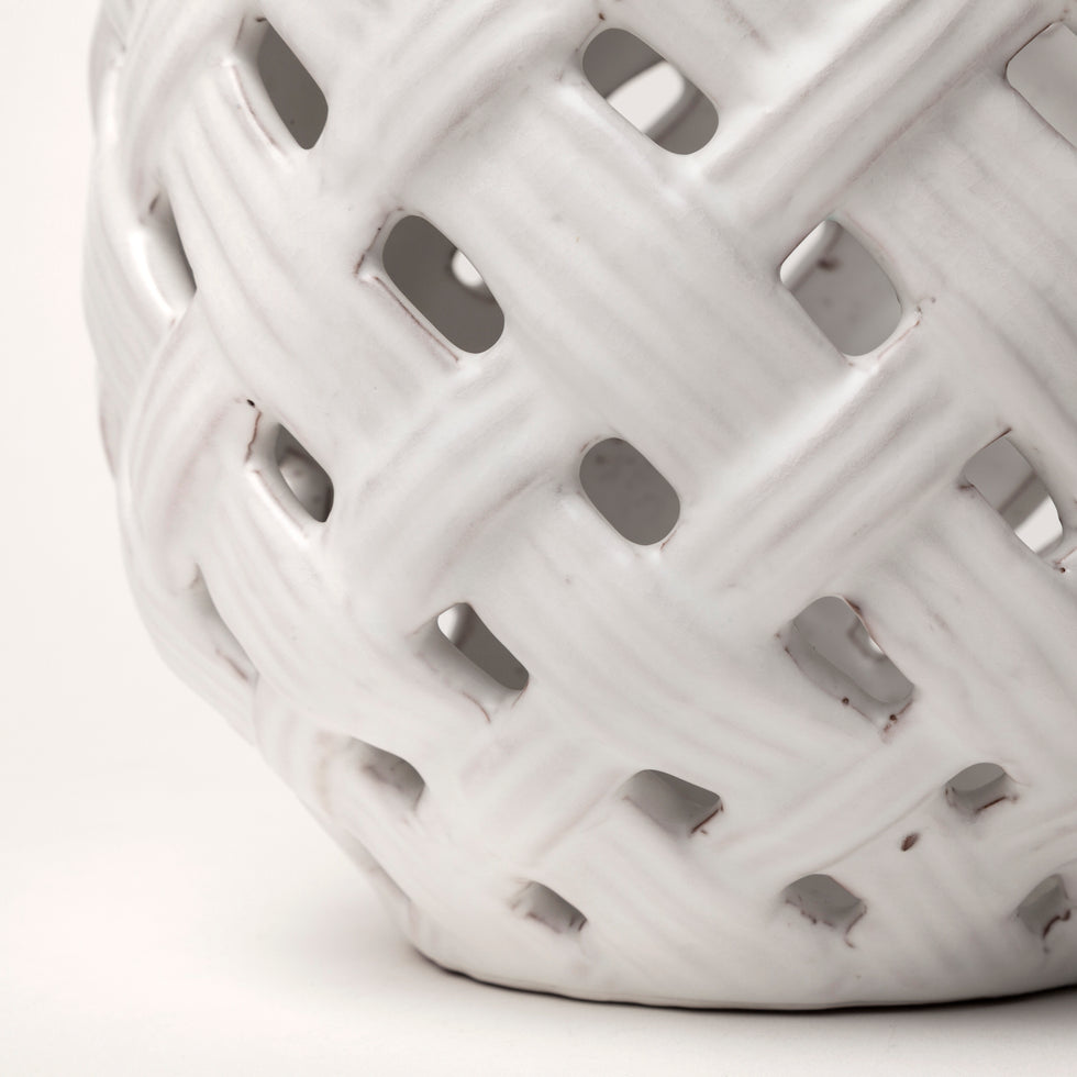 Mercana - Forillon Vase in White, Ceramic