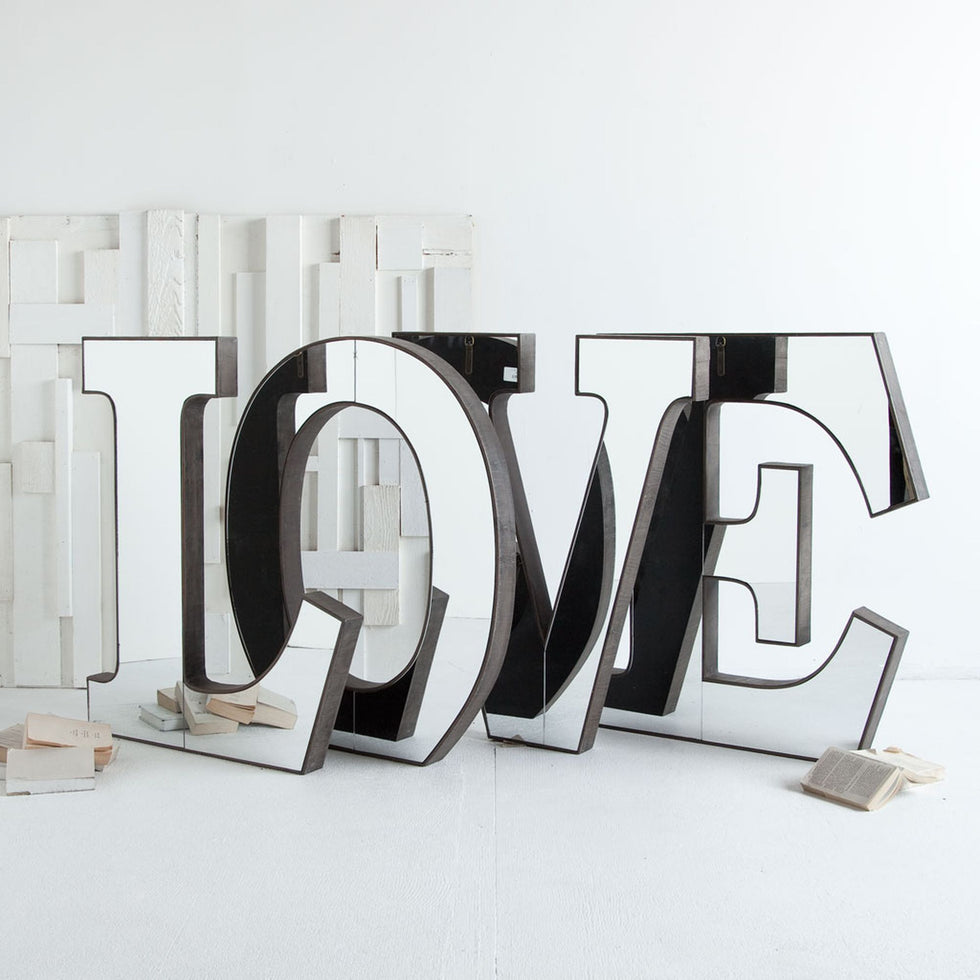 Mercana - Ammable II Mirrored Letter O