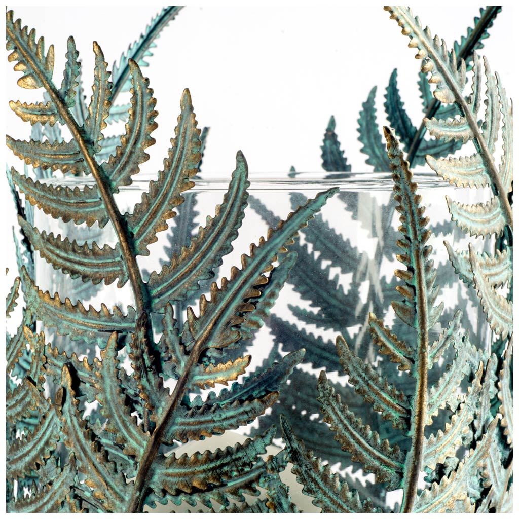 Mercana - Pana Candle Holder in Green, Metal