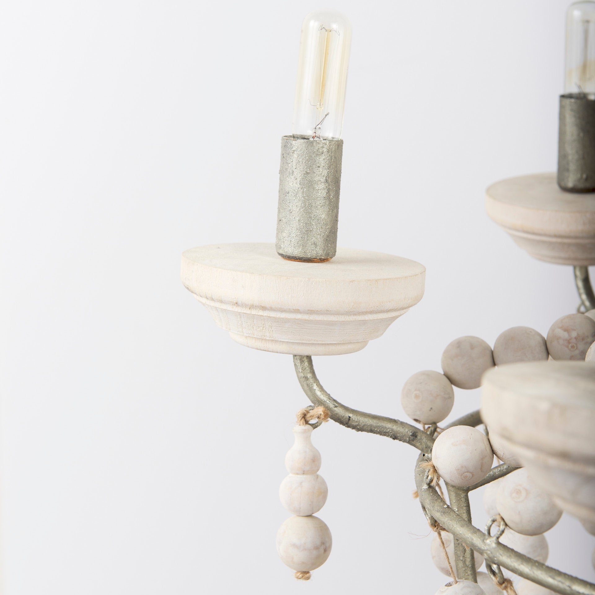 Mercana - Phillum Chandelier in White, Metal