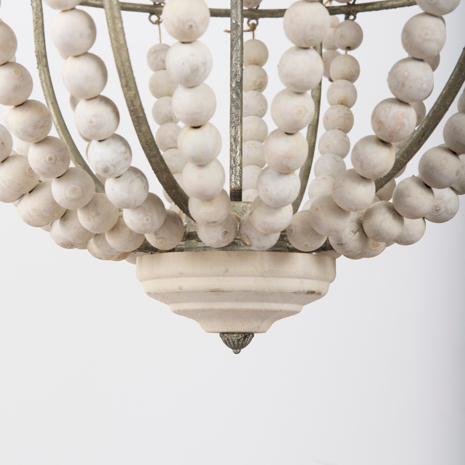 Mercana - Phillum Chandelier in White, Metal