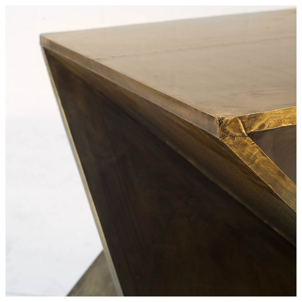 Mercana - Zelda Accent Table in Gold, Metal