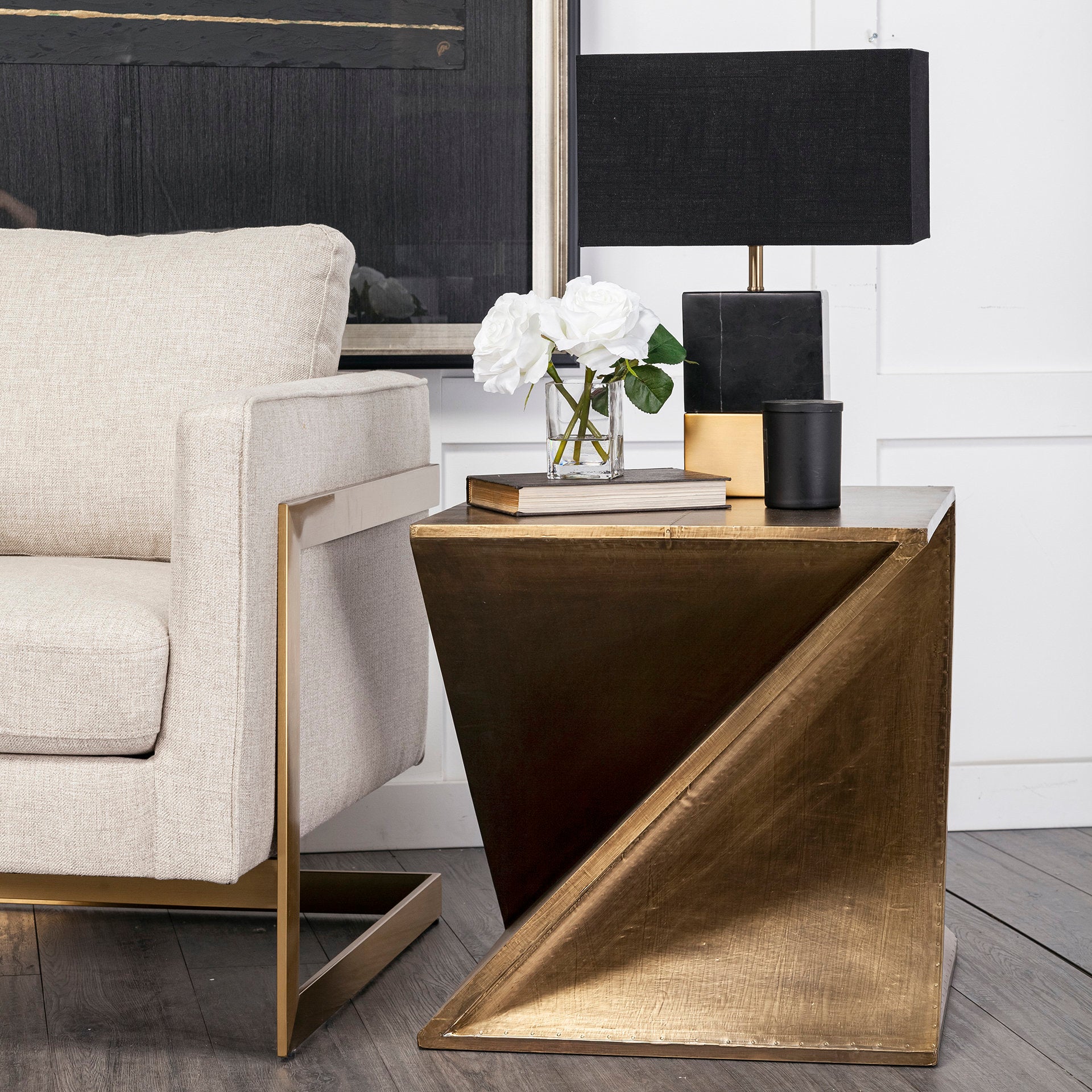 Mercana - Zelda Accent Table in Gold, Metal