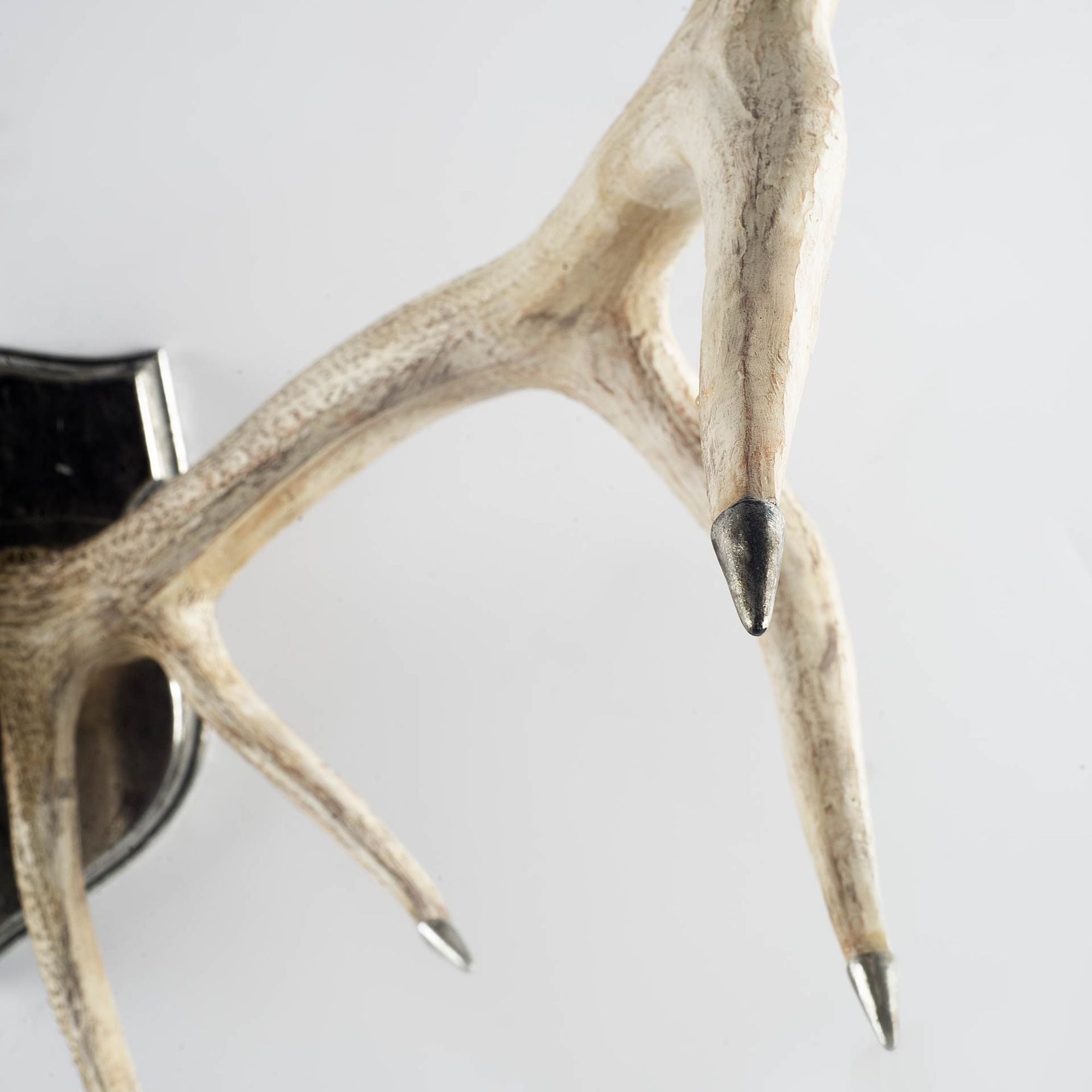 Mercana - Sika I Natural Finish set of Replica Deer Antlers