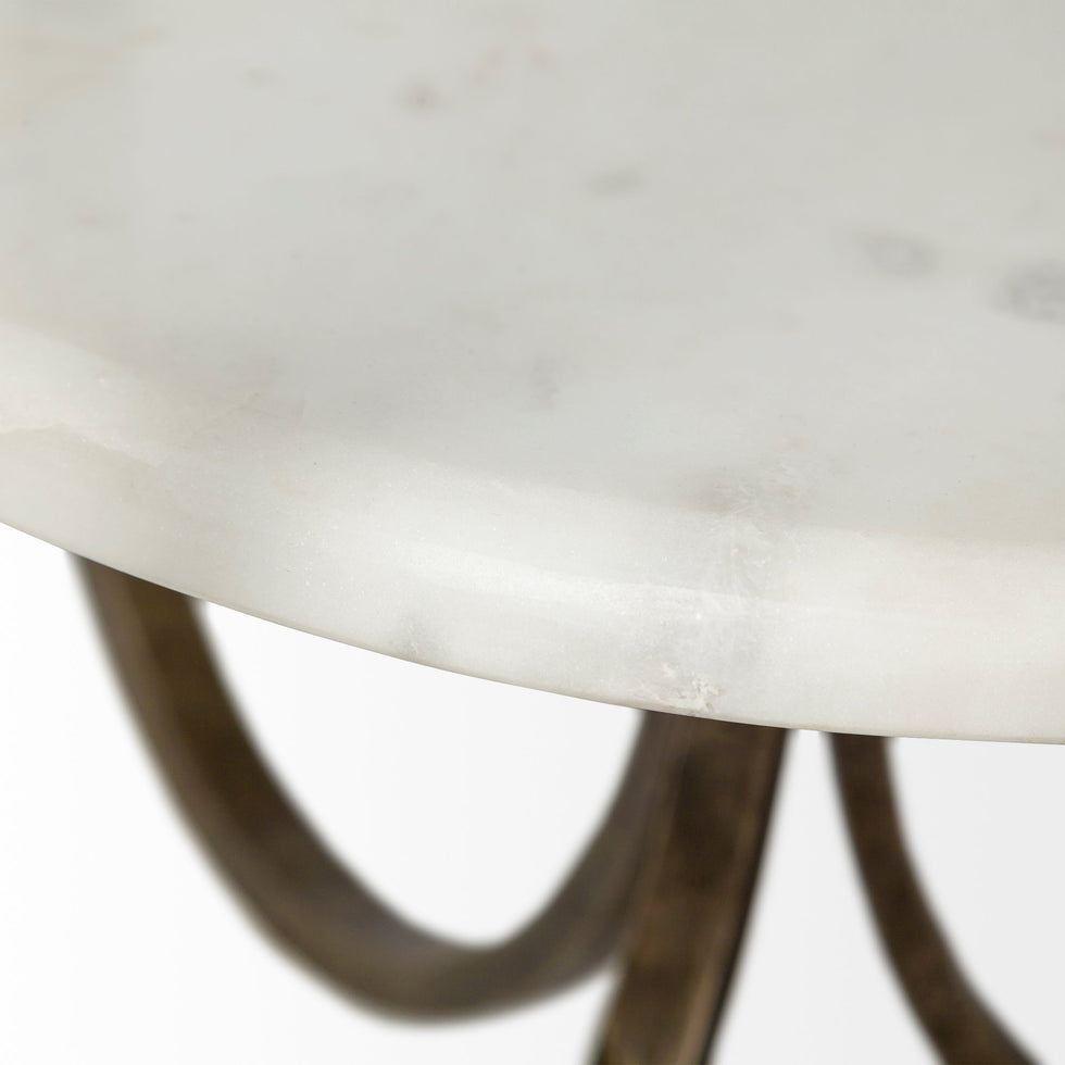 Mercana - Reinhardt End Table in Clear, Metal