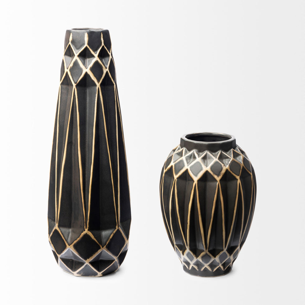 Mercana - Teulia Vase in Black/Gold, Ceramic