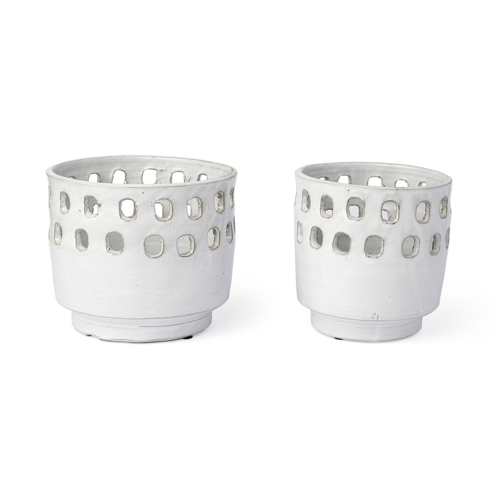 Mercana - Larissa Vase in White, Ceramic