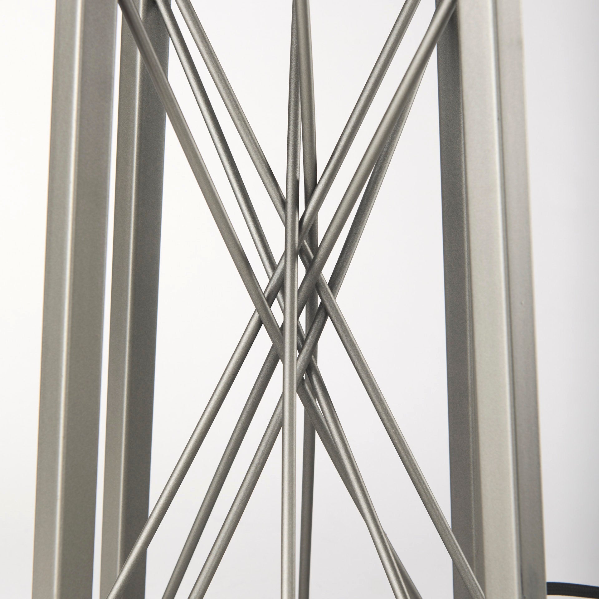 Mercana - Raen Table Lamp in Beige, Metal