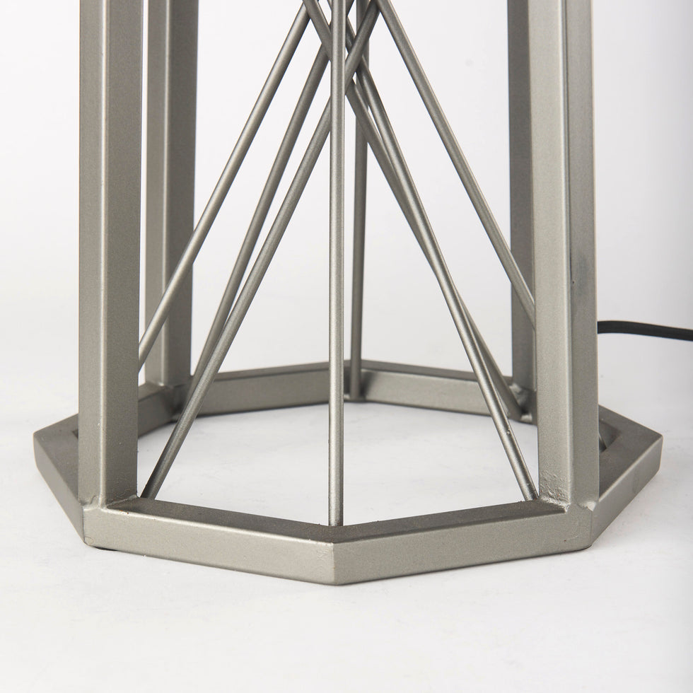 Mercana - Raen Table Lamp in Beige, Metal