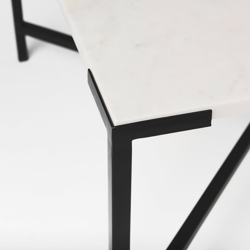 Mercana - Lucas Coffee Table in Black, Metal
