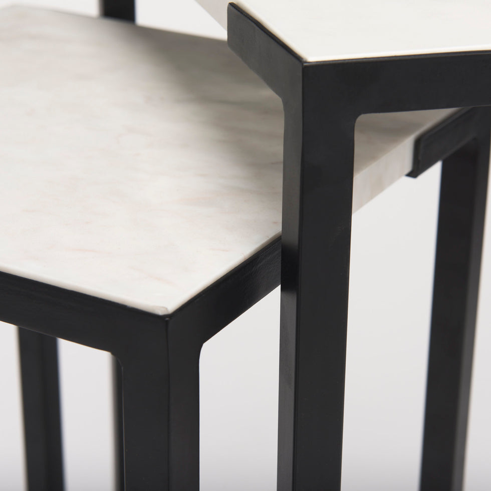 Mercana - Lucas Accent Table in Black, Metal