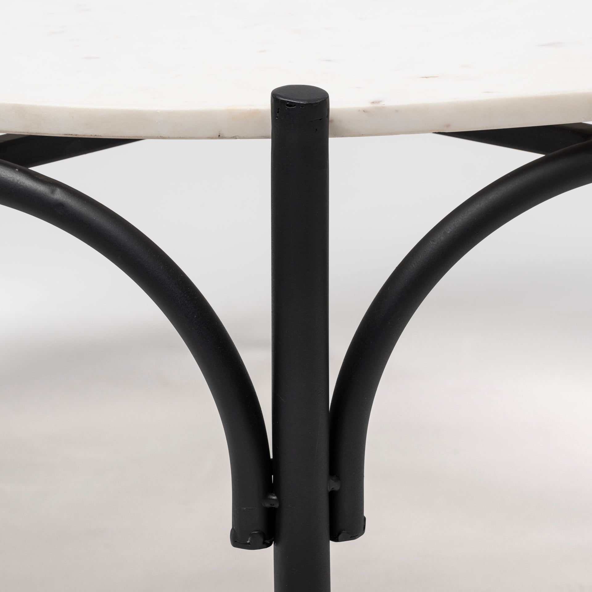 Mercana - Etienne Coffee Table in Black/White, Metal