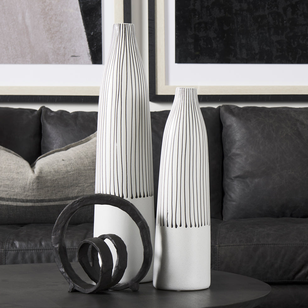 Mercana - Kira Vase in White, Ceramic