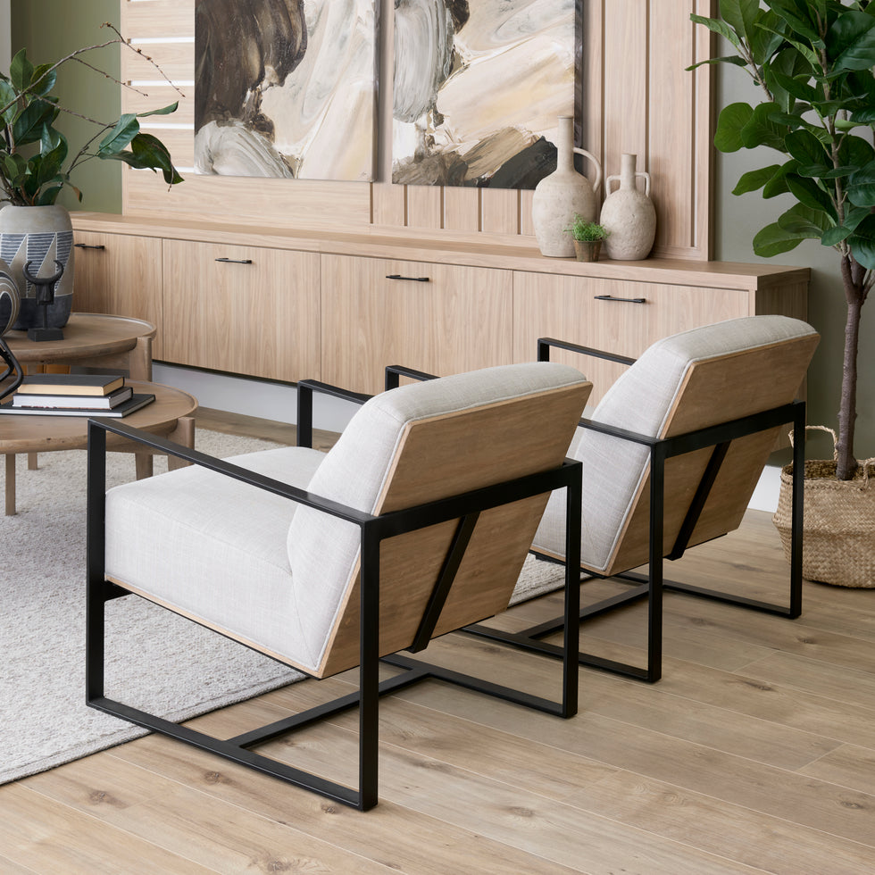Mercana - Stamford Upholstered Accent Chair in Cream, Wood