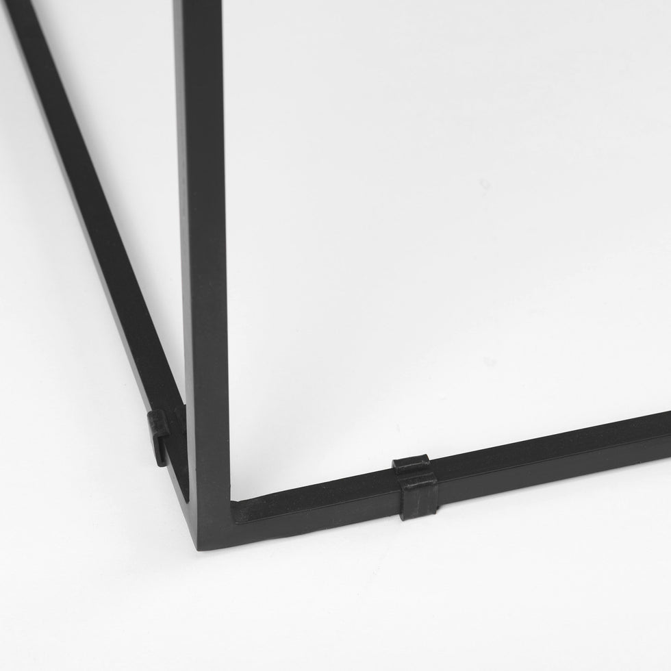 Mercana - Nathan End Table in Black, Metal