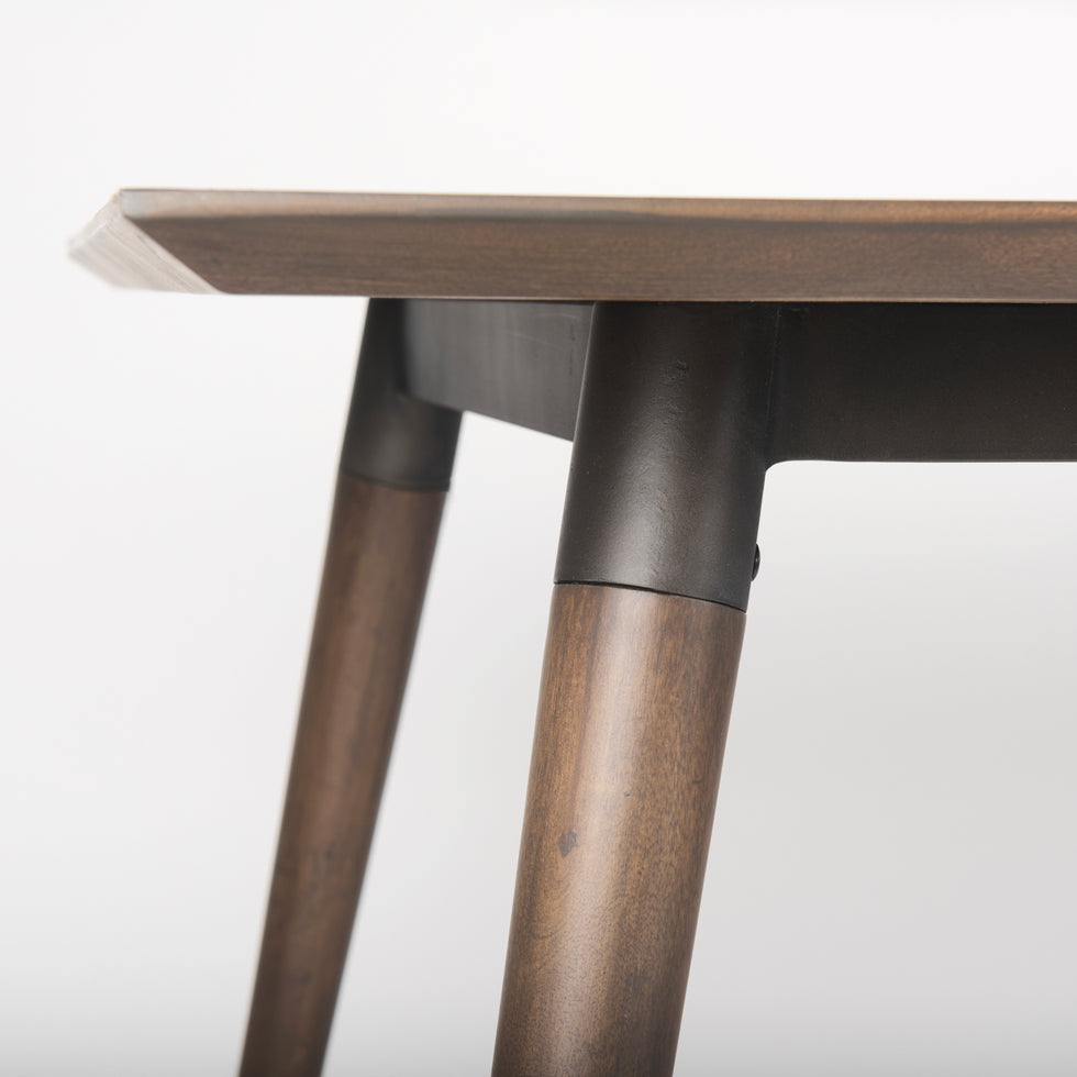 Mercana - Nicholas Dining Table in Brown, Solid Wood
