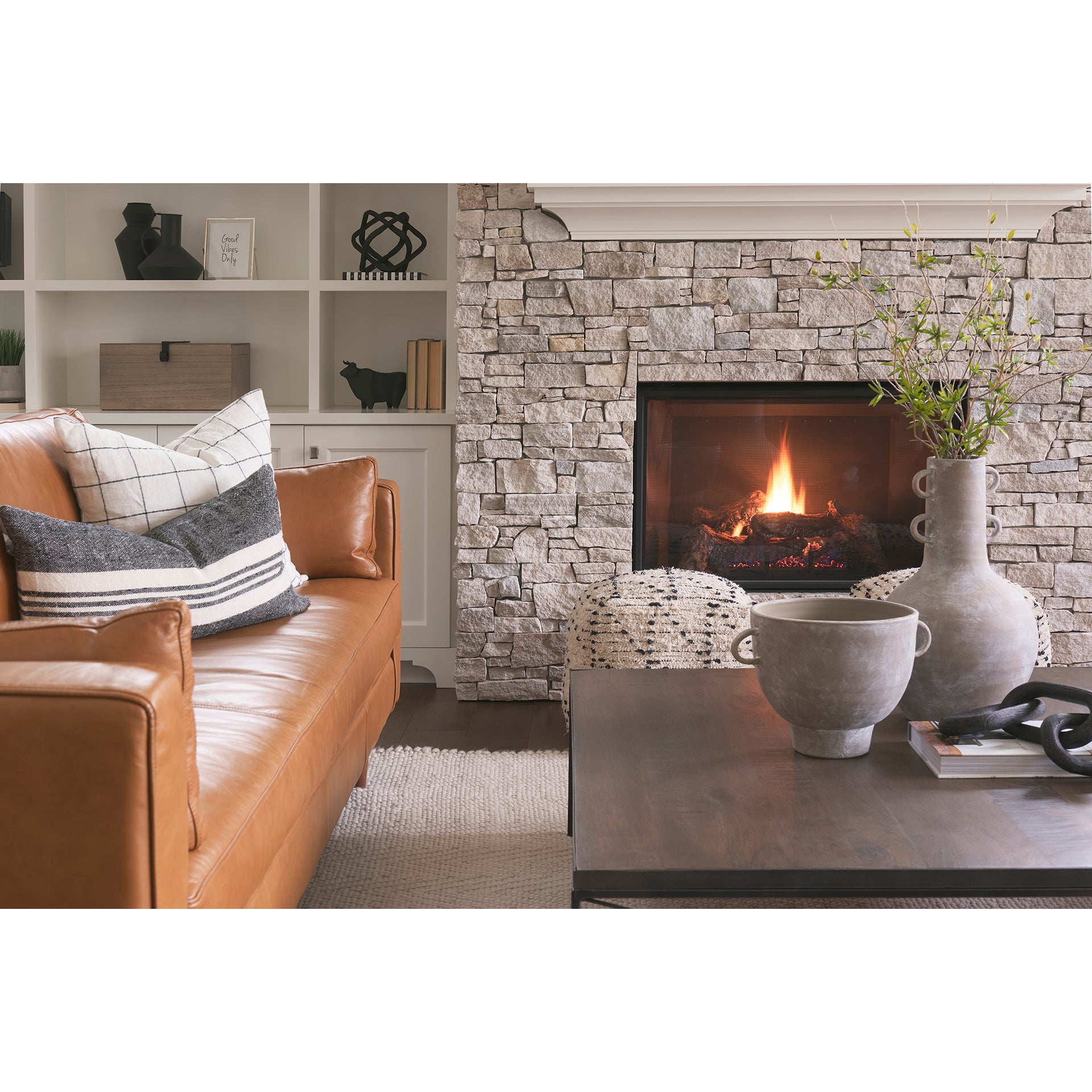 Mercana - Sharon Pillow in Black, Fabric
