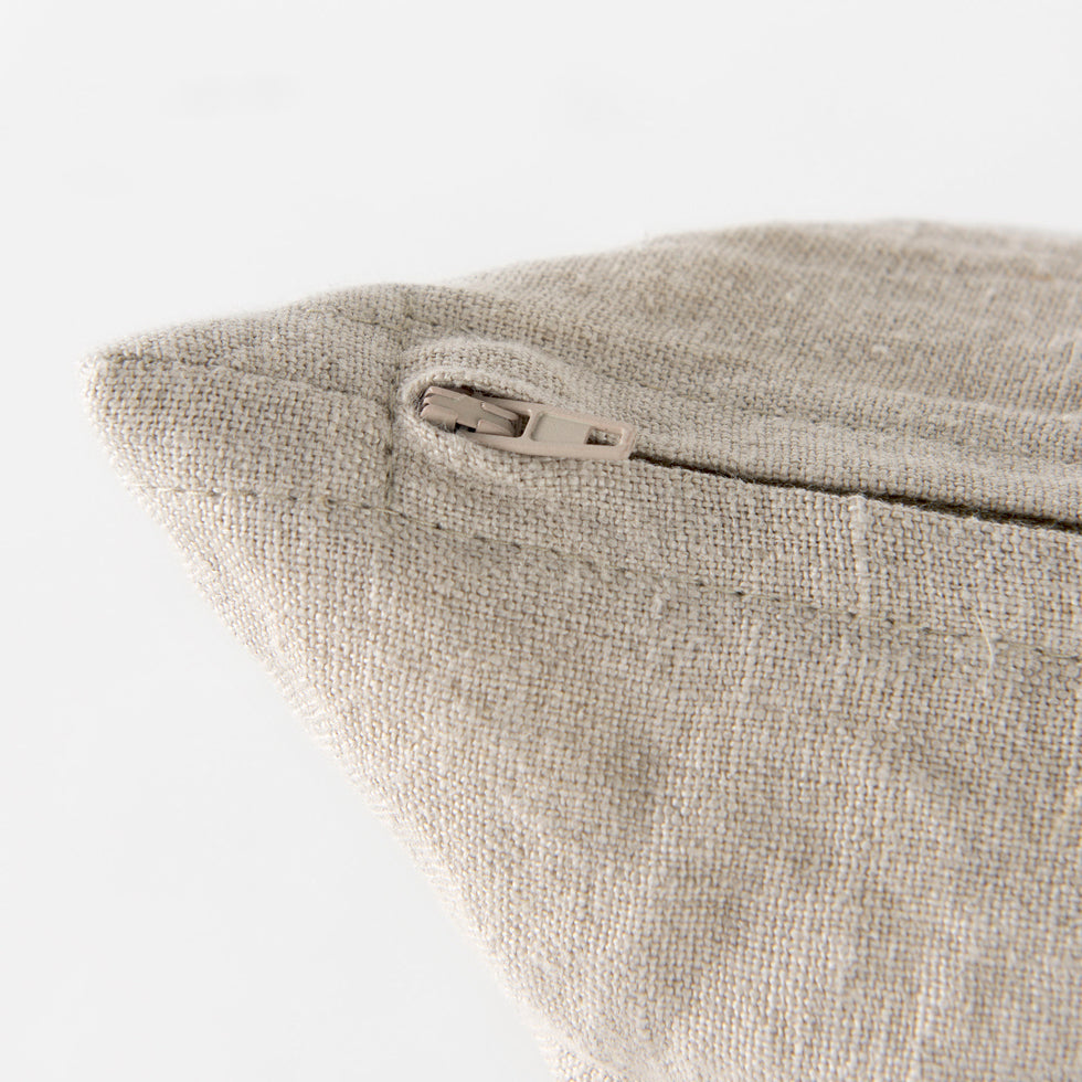 Mercana - Lacey Pillow in White, Fabric