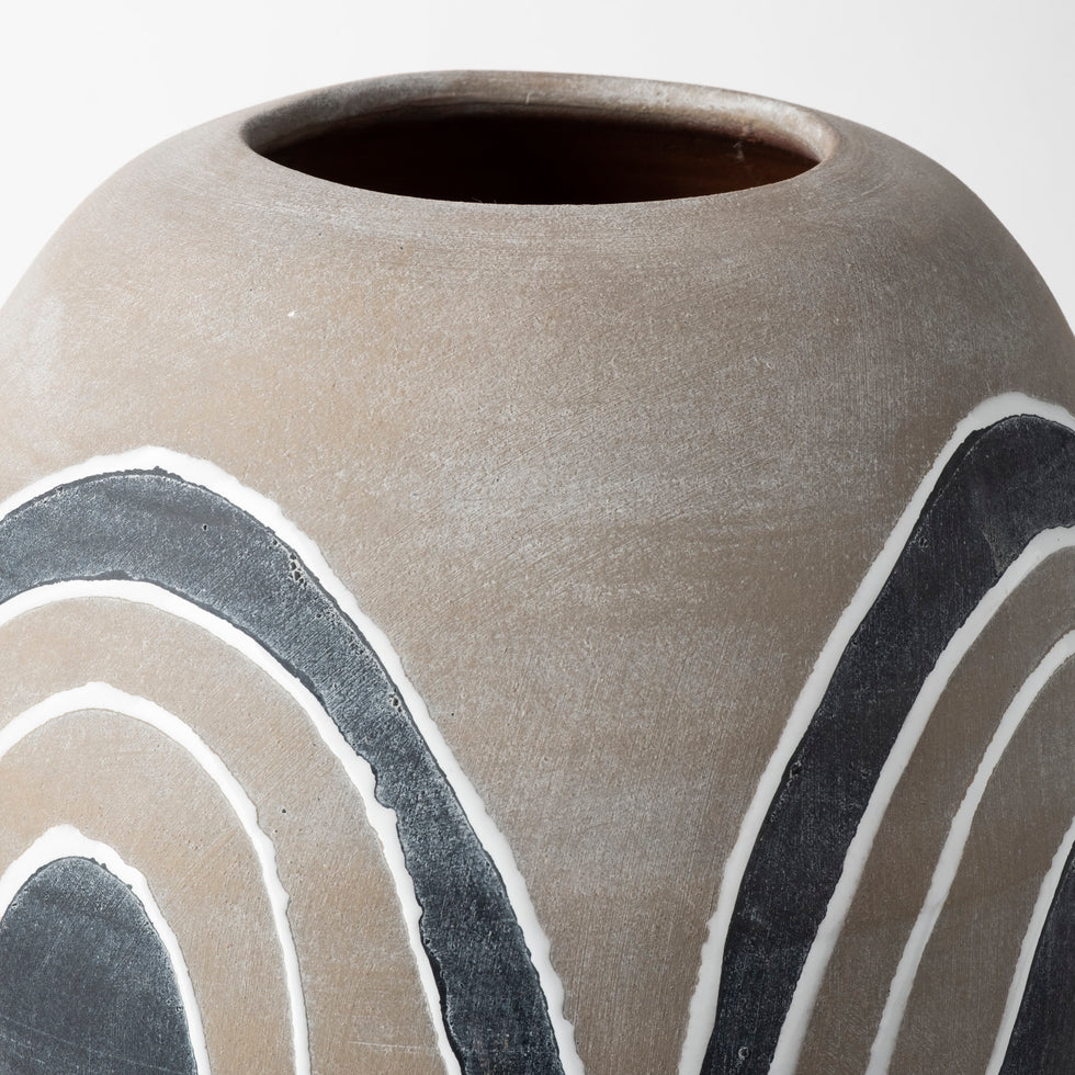 Mercana - Cove Vase in Gray, Ceramic