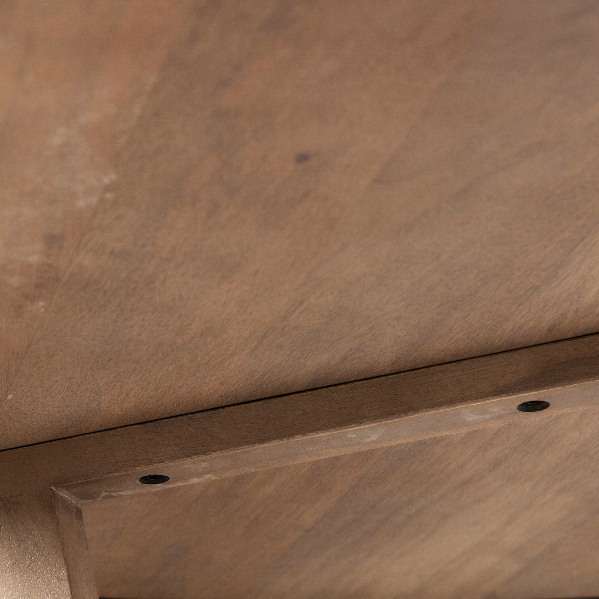 Mercana - Denver Dining Table in Brown, Solid Wood