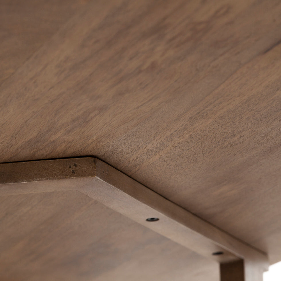 Mercana - Denver Dining Table in Brown, Solid Wood