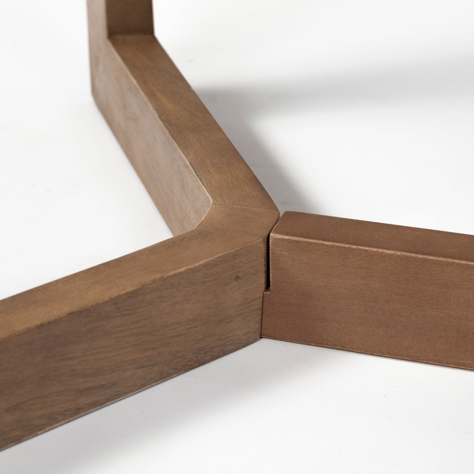 Mercana - Denver Dining Table in Brown, Solid Wood