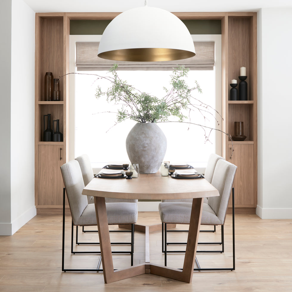 Mercana - Denver Dining Table in Brown, Solid Wood