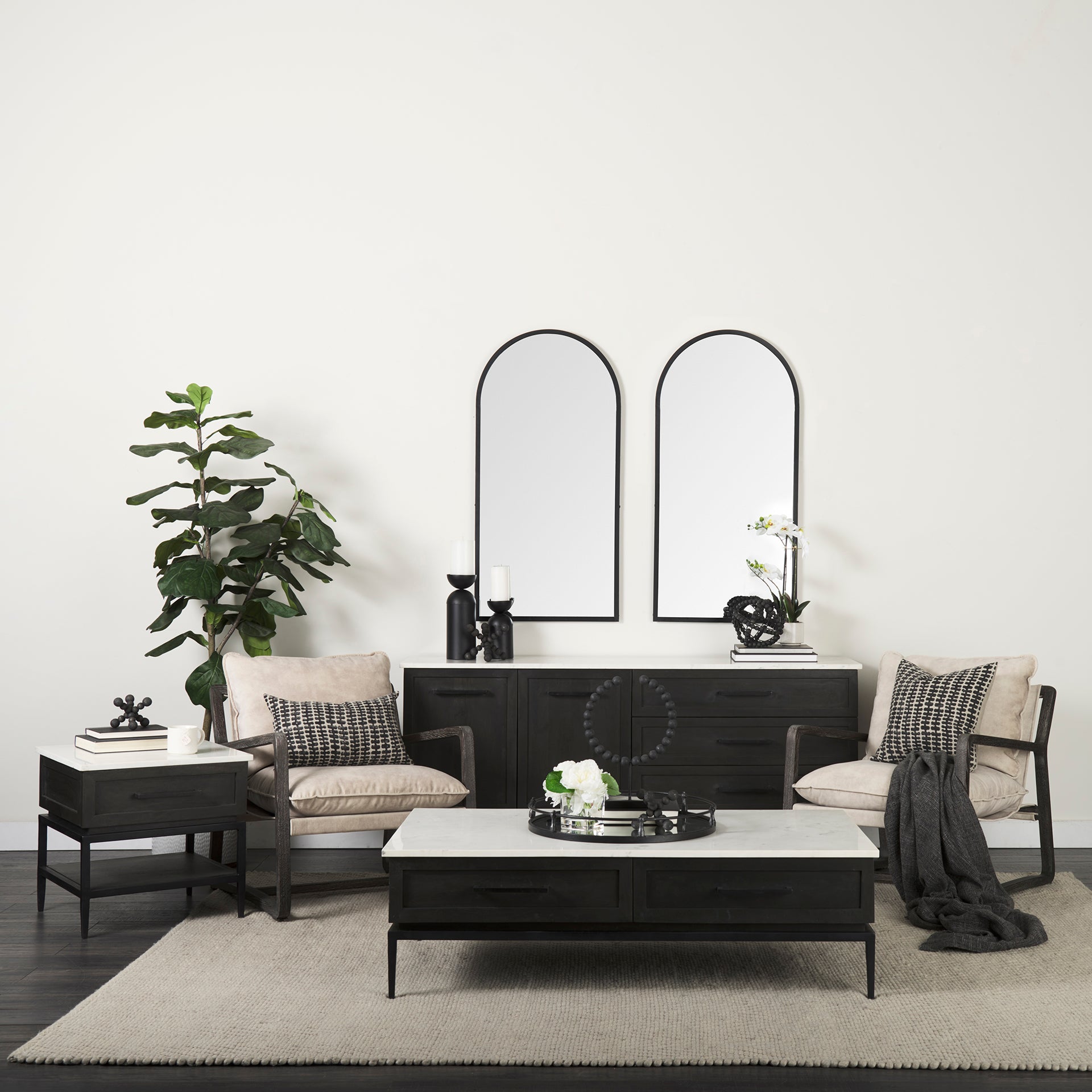 Mercana - Divina Sideboard in Black, Solid Wood