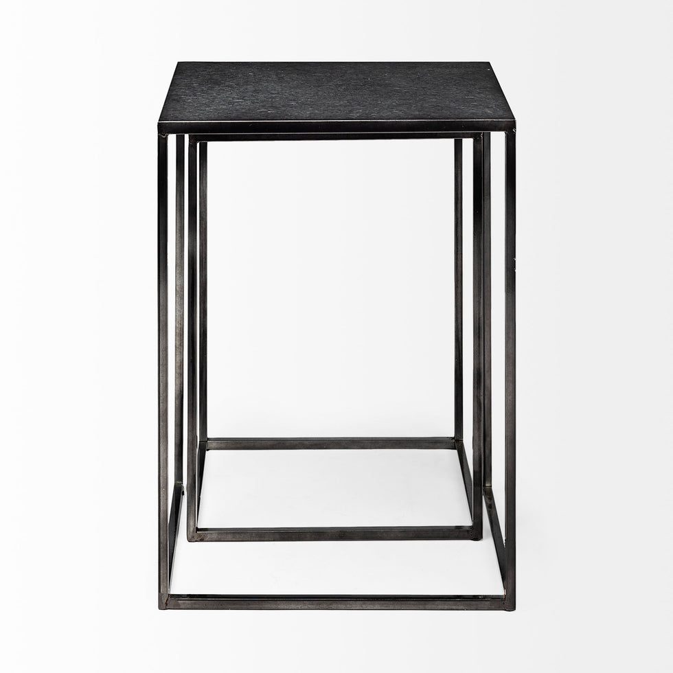 Mercana - Kasey Accent Table in Black, Metal