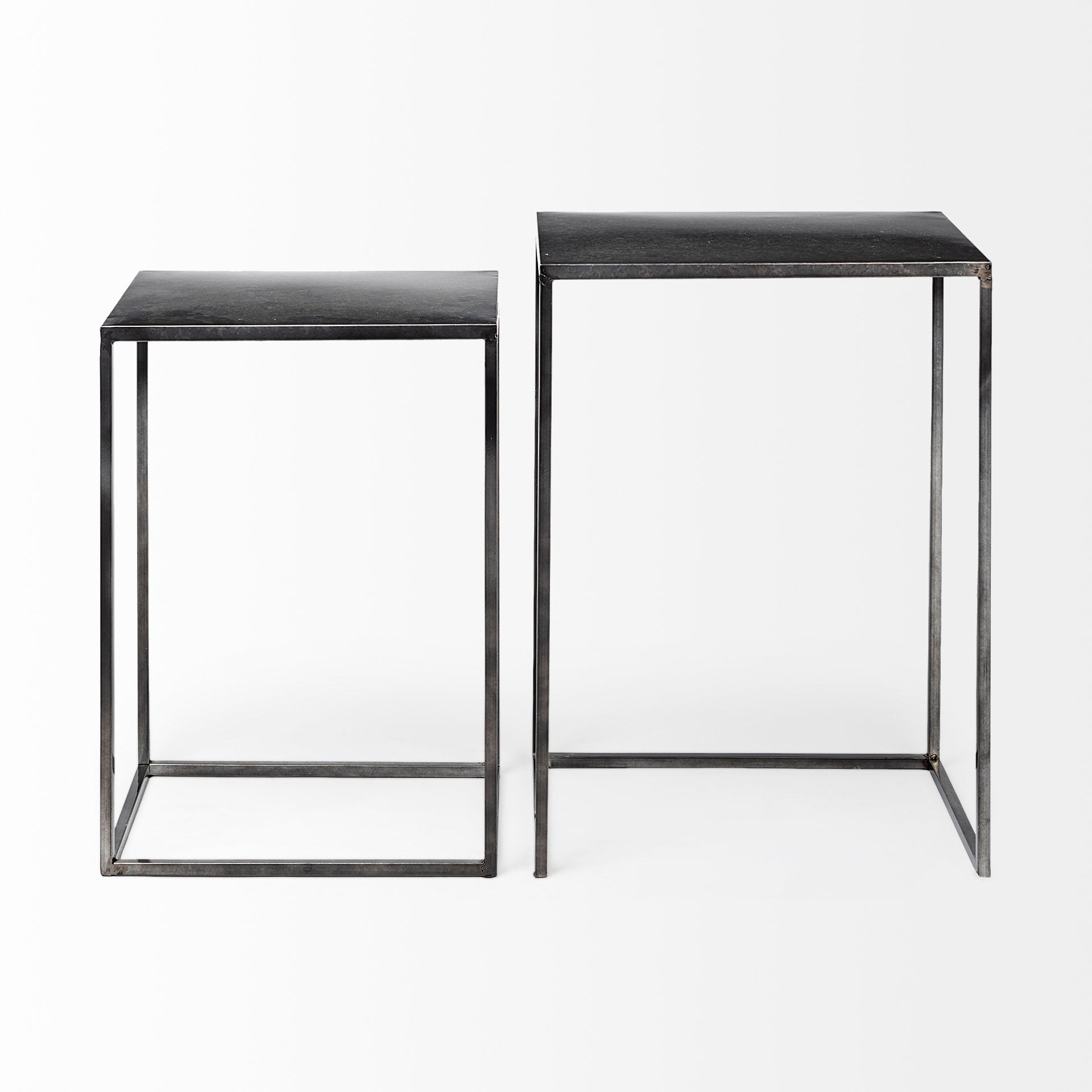Mercana - Kasey Accent Table in Black, Metal
