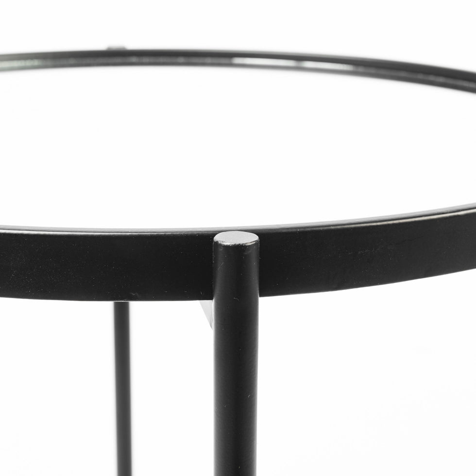 Mercana - Samantha Accent Table in Black, Mirrored Glass