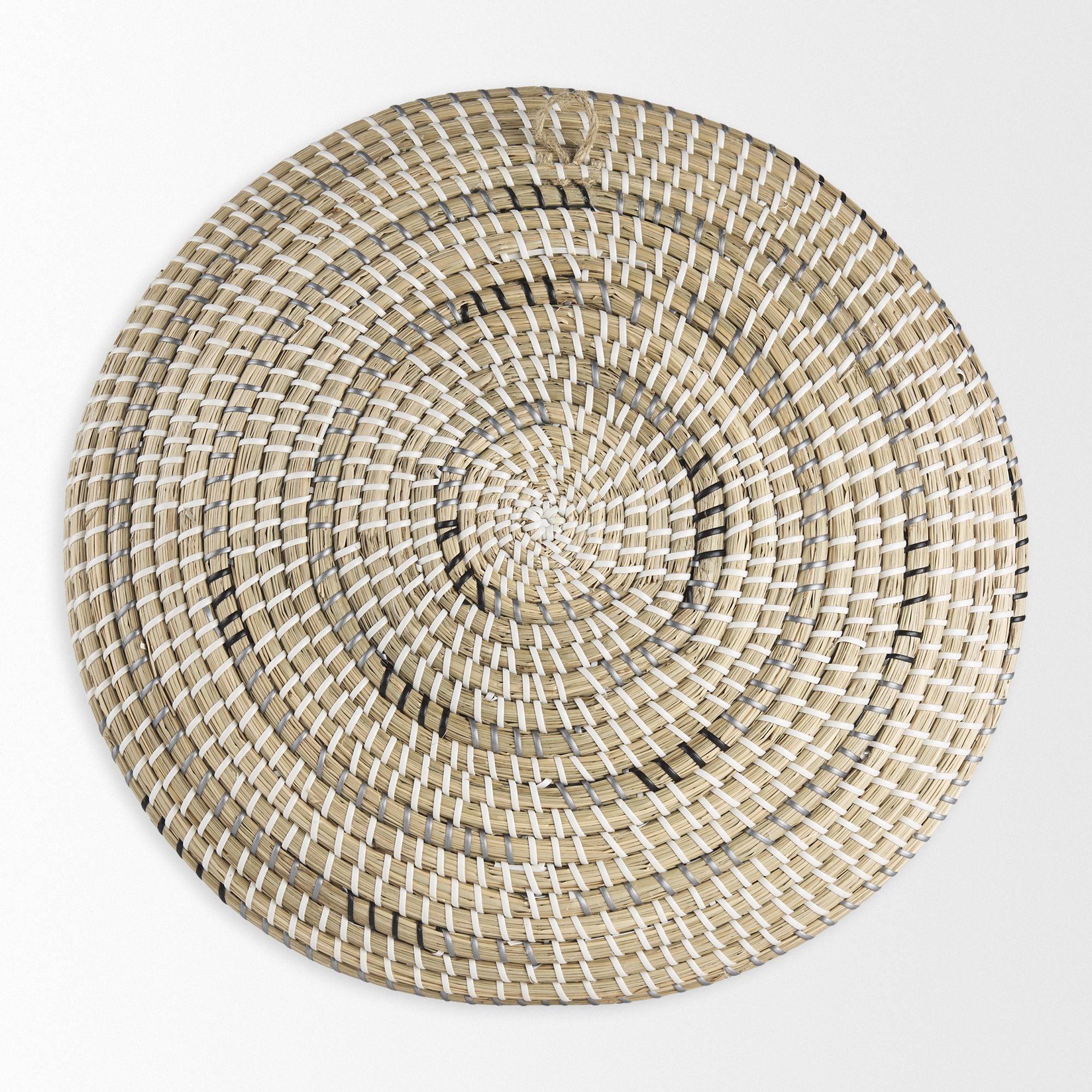 Mercana - Avel Light Brown Seagrass W/Dark Brown String Round Wall Hanging Plate