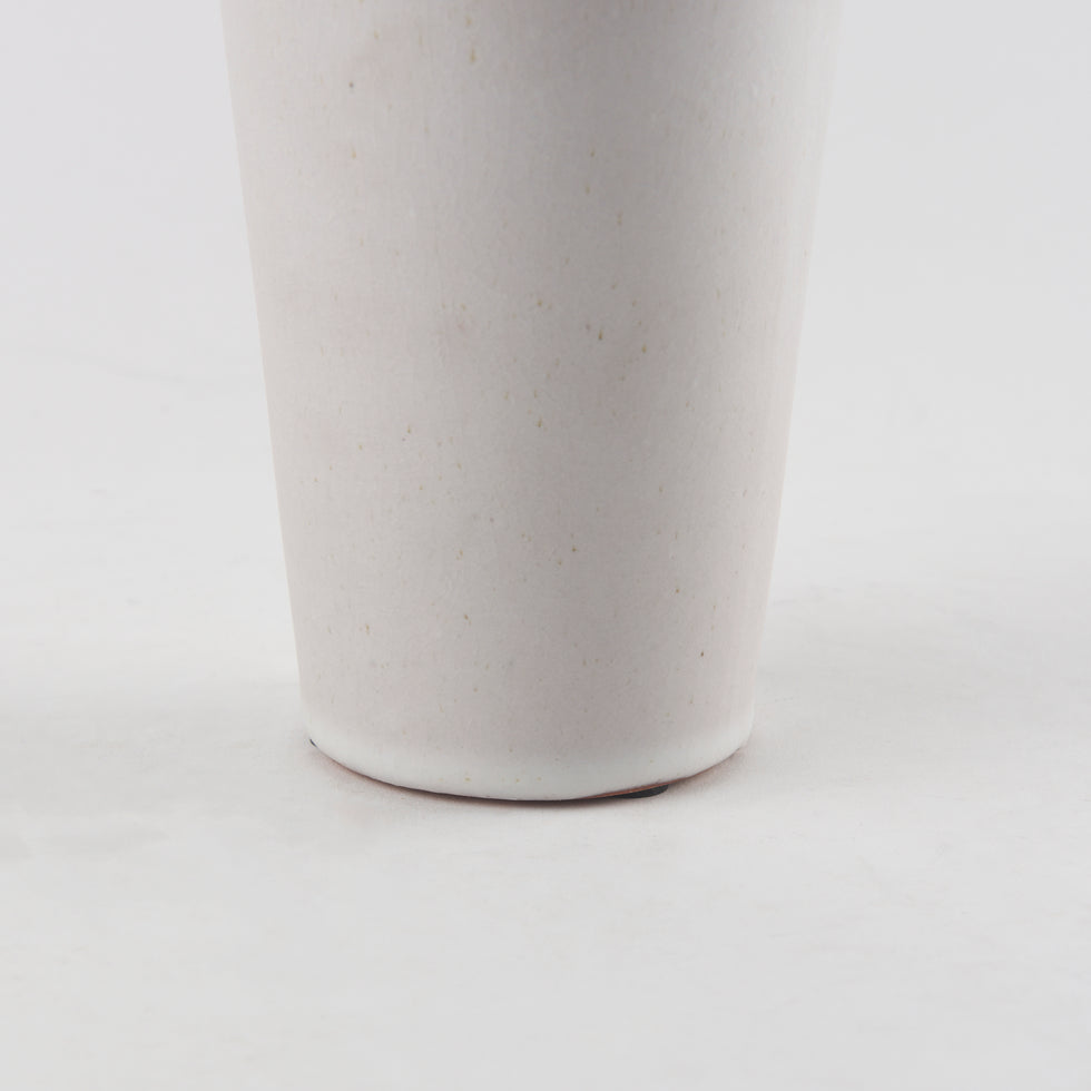 Mercana - Esme Vase in Cream, Ceramic