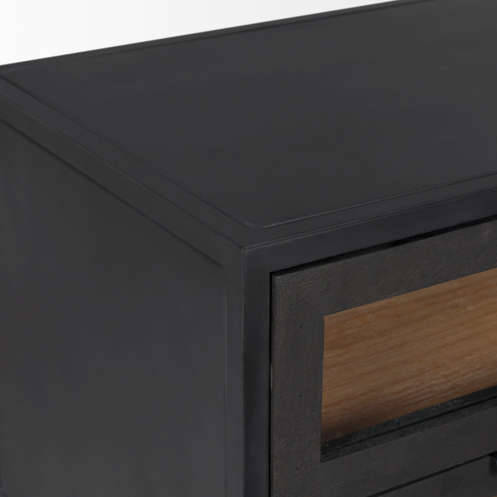 Mercana - Sloan End Table in Black, Metal