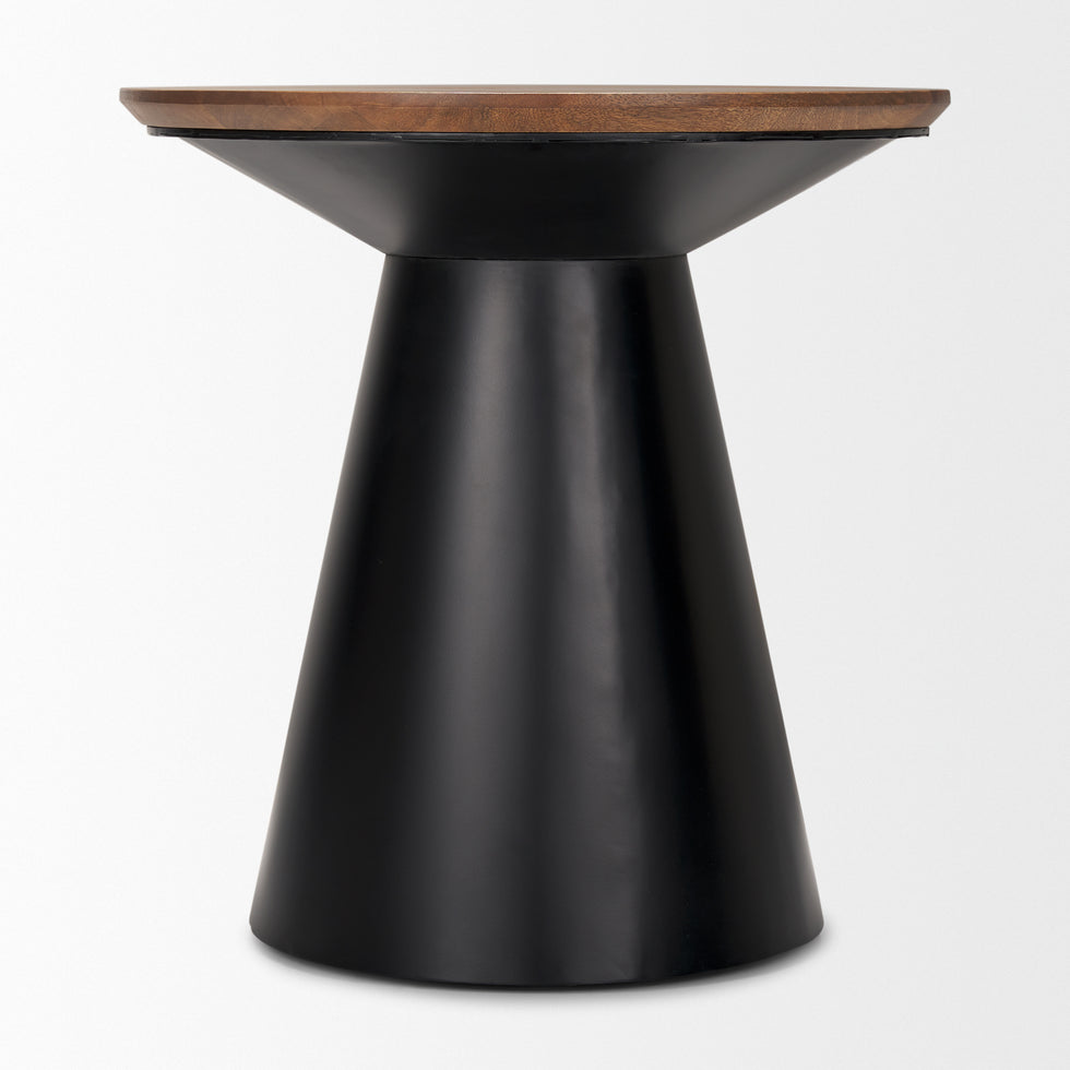 Mercana - Mitchell End Table in Black, Metal