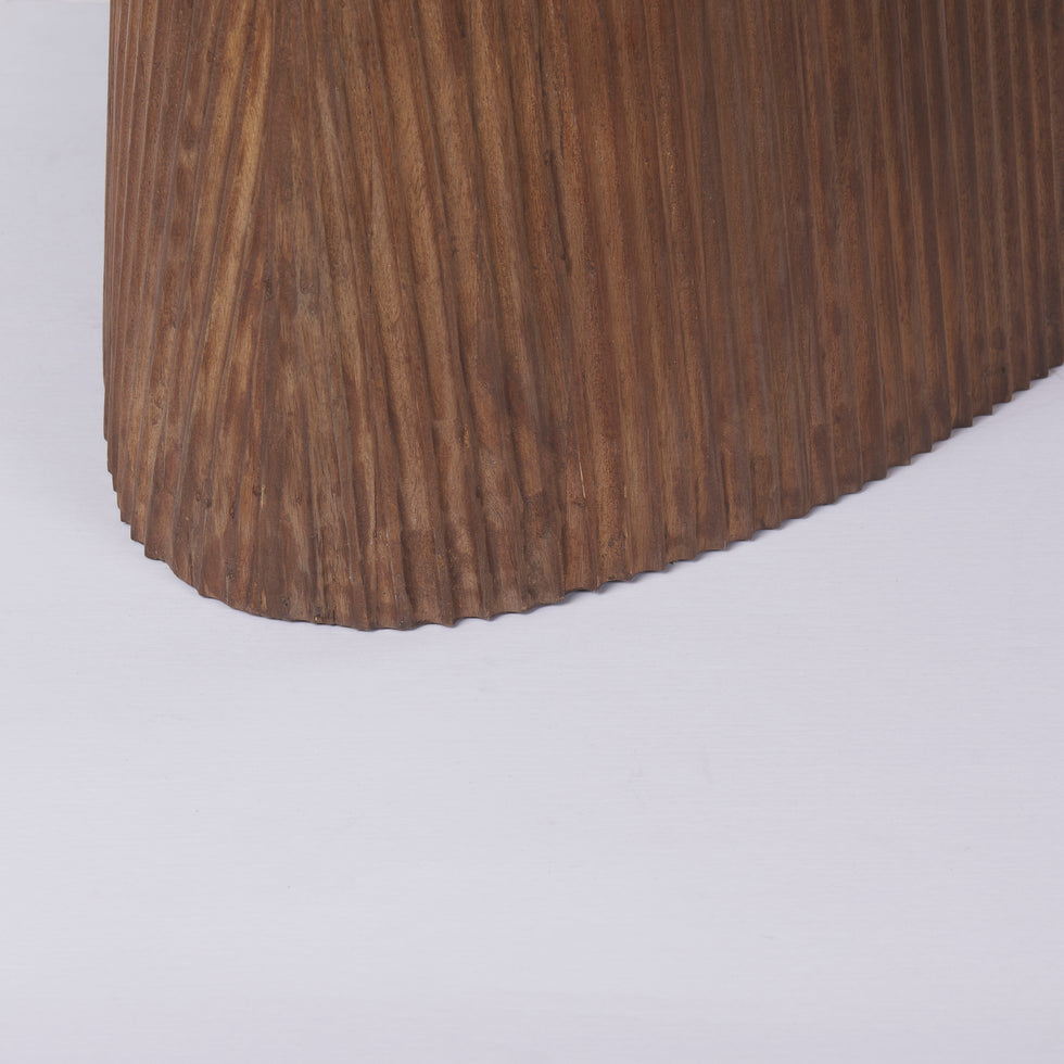 Mercana - Lance Dining Table in Brown, Solid Wood
