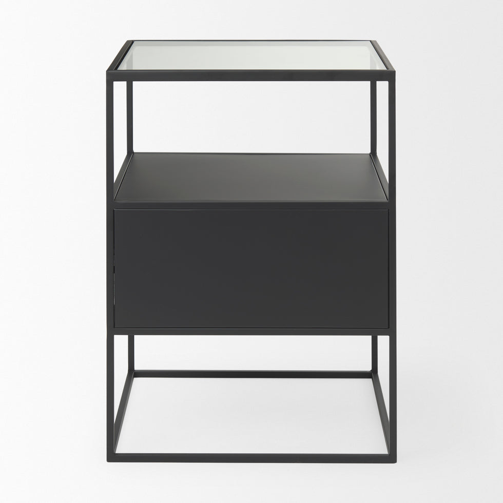 Mercana - Samson End Table in Black, Glass