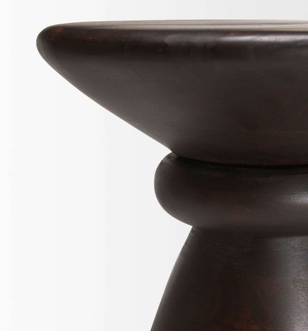 Mercana - Palmera Accent Table in Brown, Solid Wood