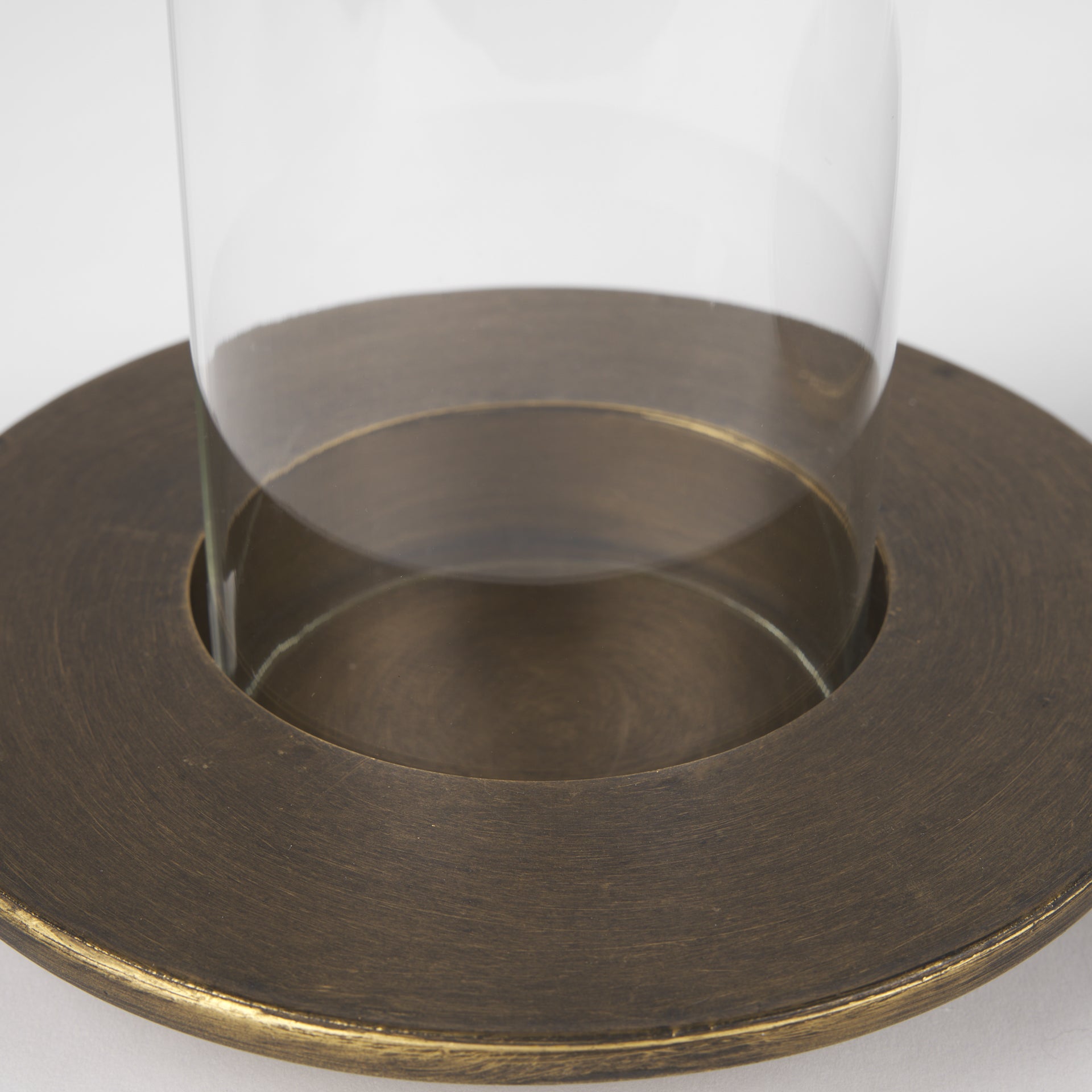 Mercana - Vivian Candle Holders in Gold, Metal