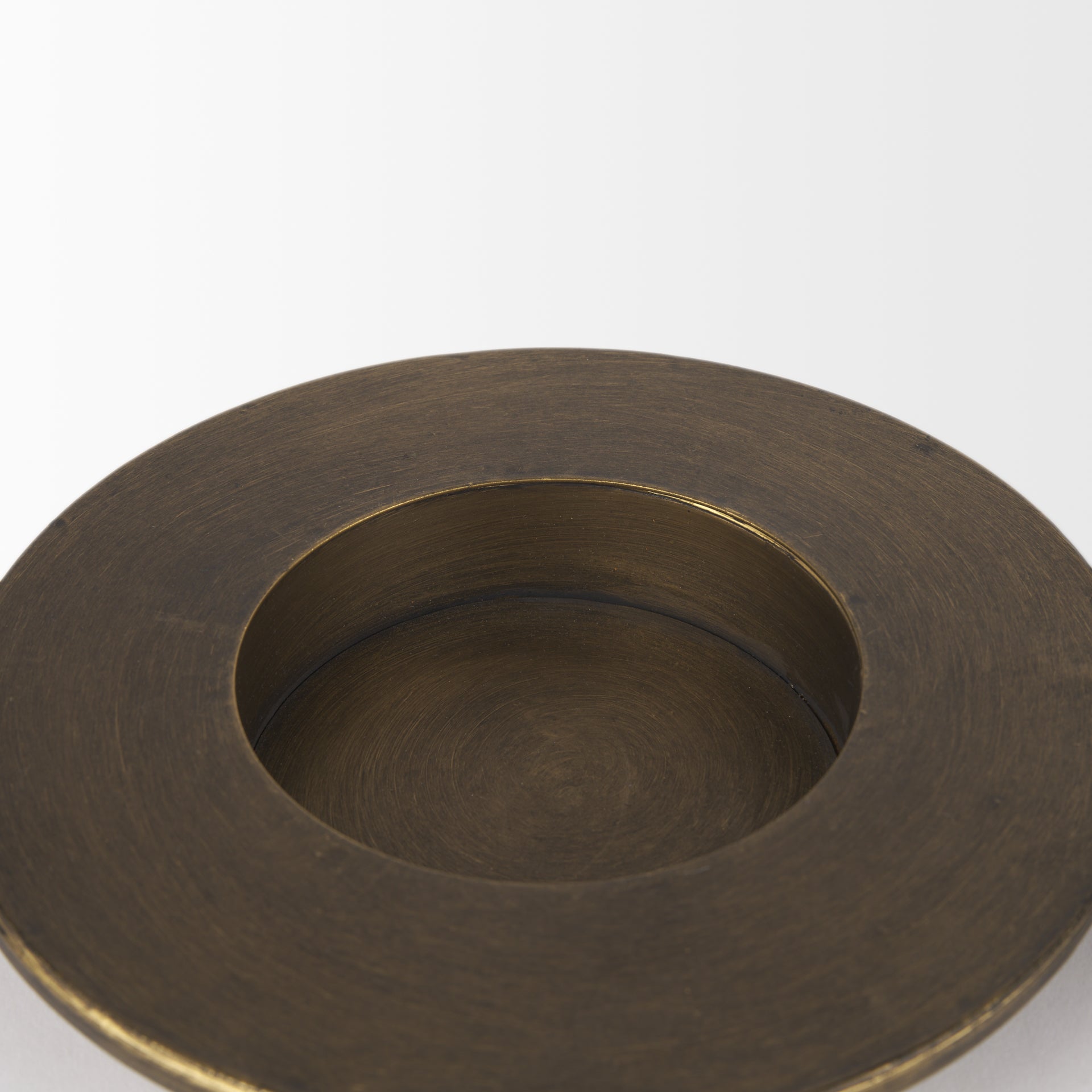 Mercana - Vivian Candle Holders in Gold, Metal