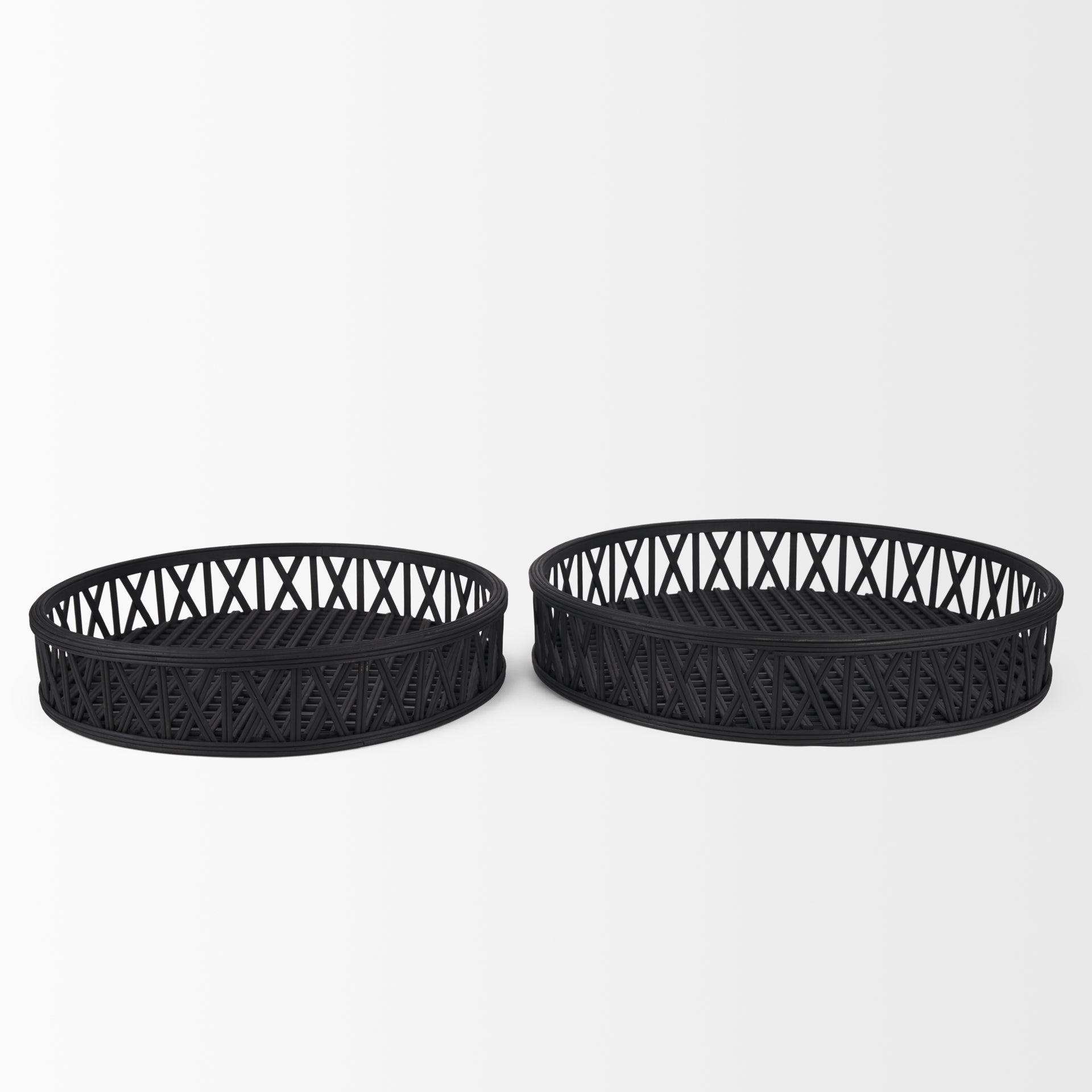 Mercana - Thea Trays in Black, Wicker
