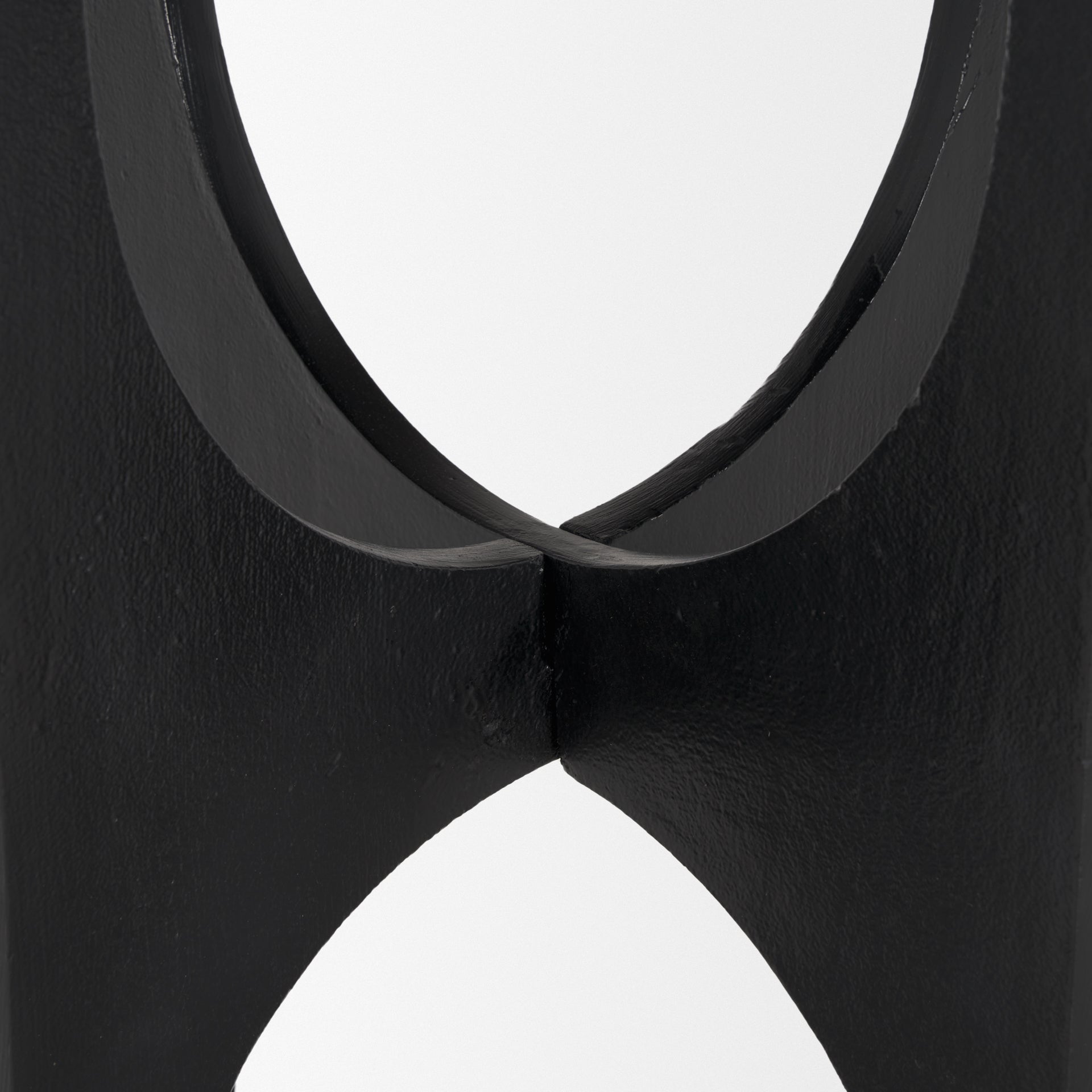 Mercana - Sobi Accent Table in Black, Metal