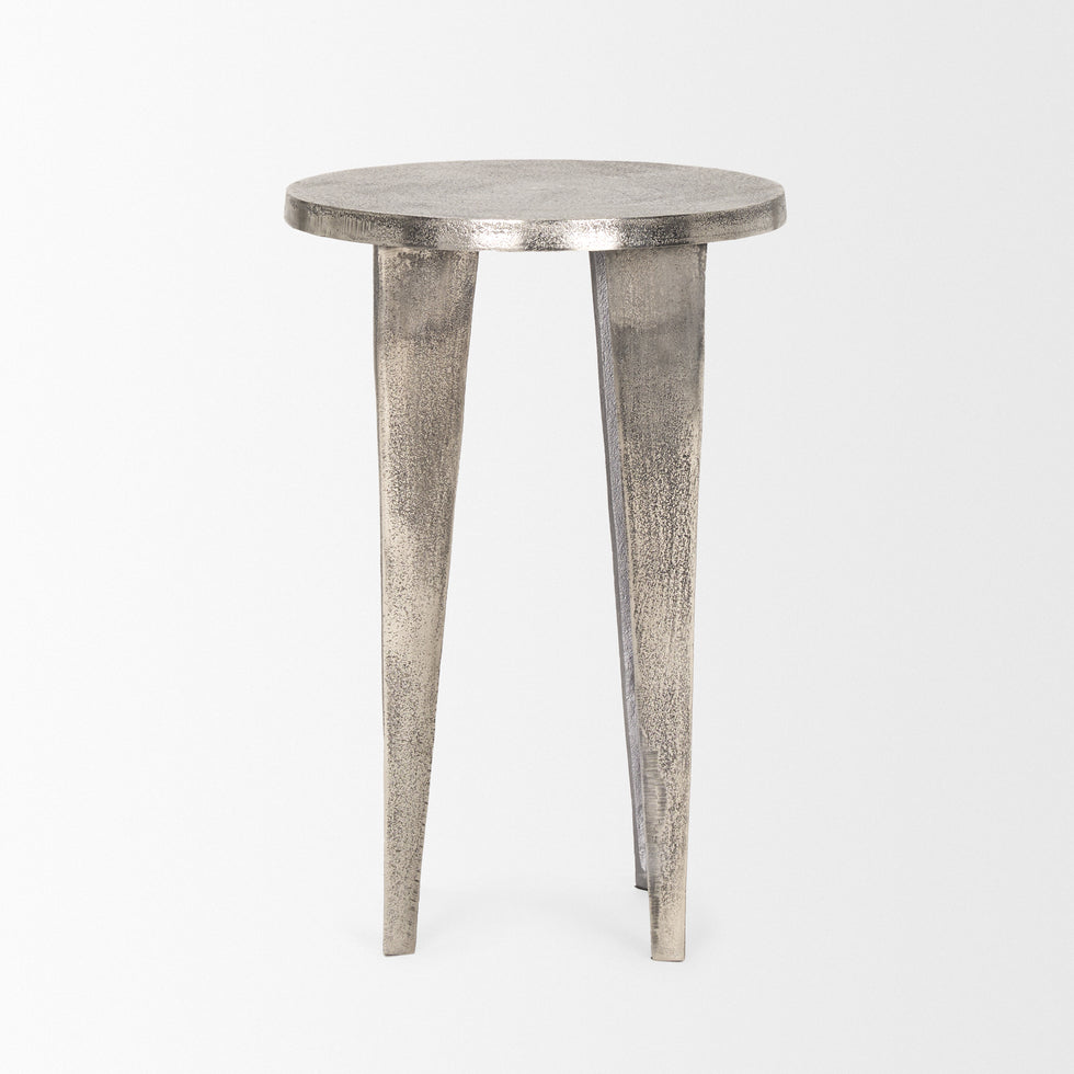 Mercana - Maggie Accent Table in Silver, Metal