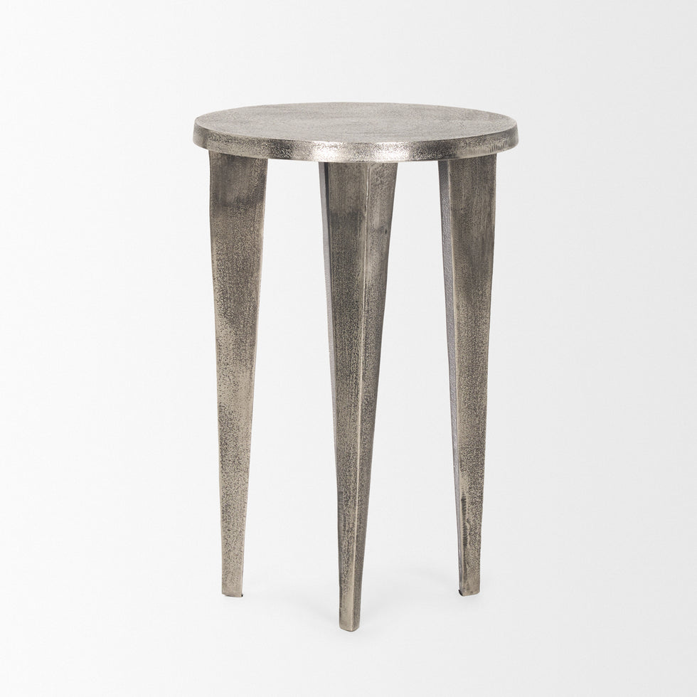 Mercana - Maggie Accent Table in Silver, Metal