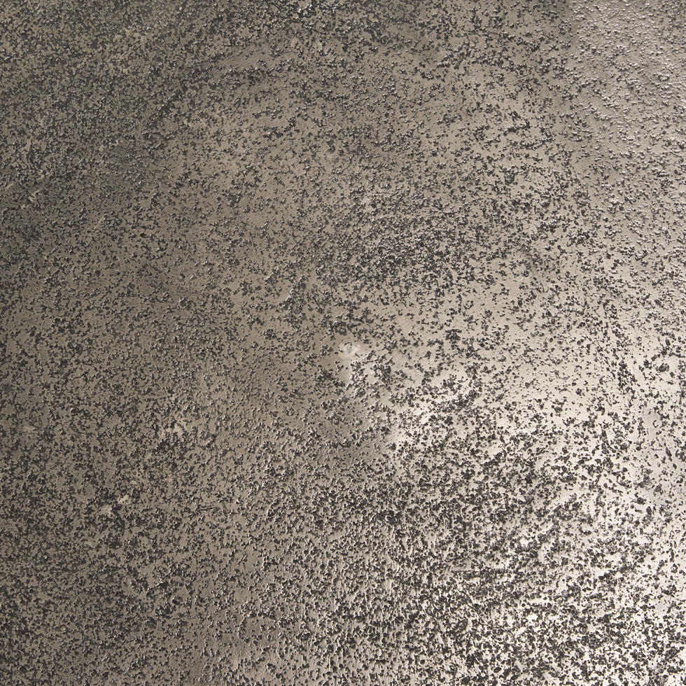 Mercana - Maggie Accent Table in Silver, Metal