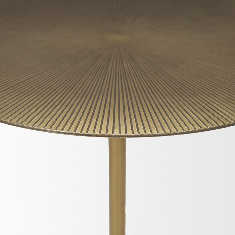 Mercana - Rini Accent Table in Gold, Stone