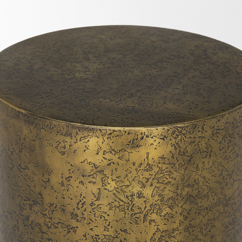 Mercana - Rosh Accent Table in Gold, Metal