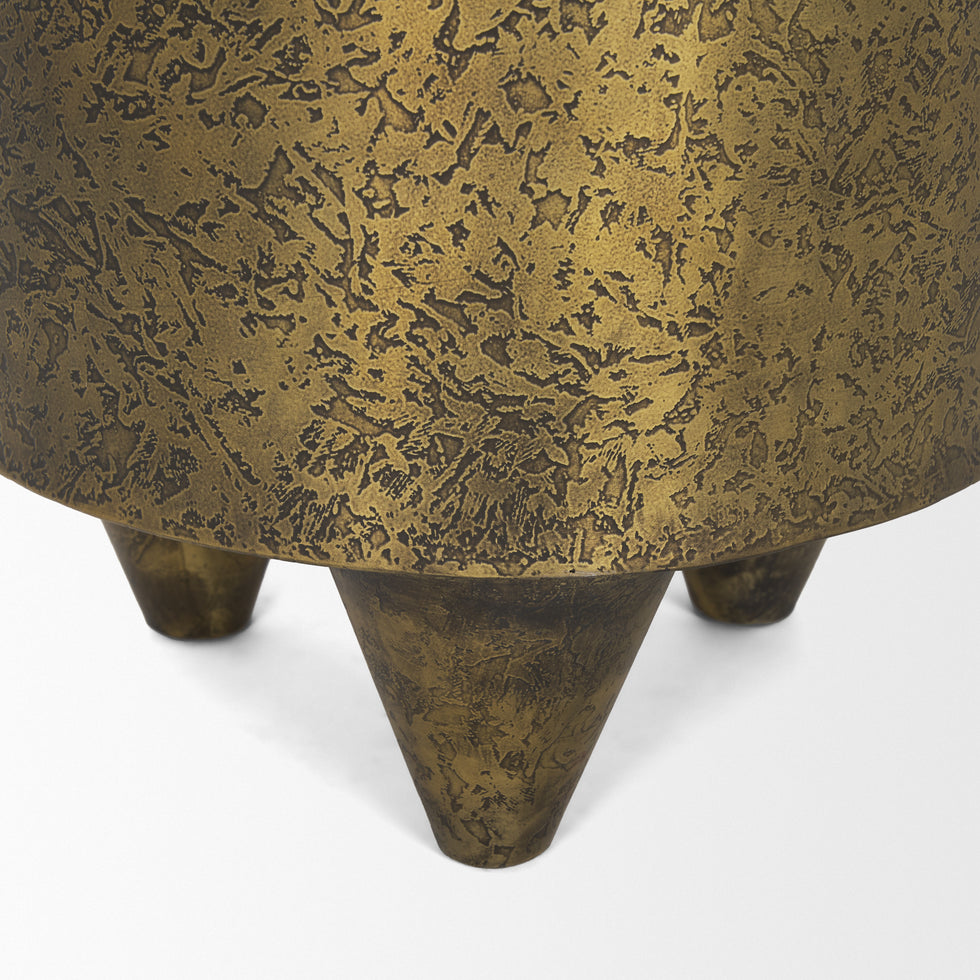 Mercana - Rosh Accent Table in Gold, Metal