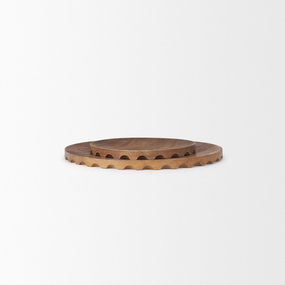 Mercana - Waverly Round Light Brown Wood Scalloped Edged Trays
